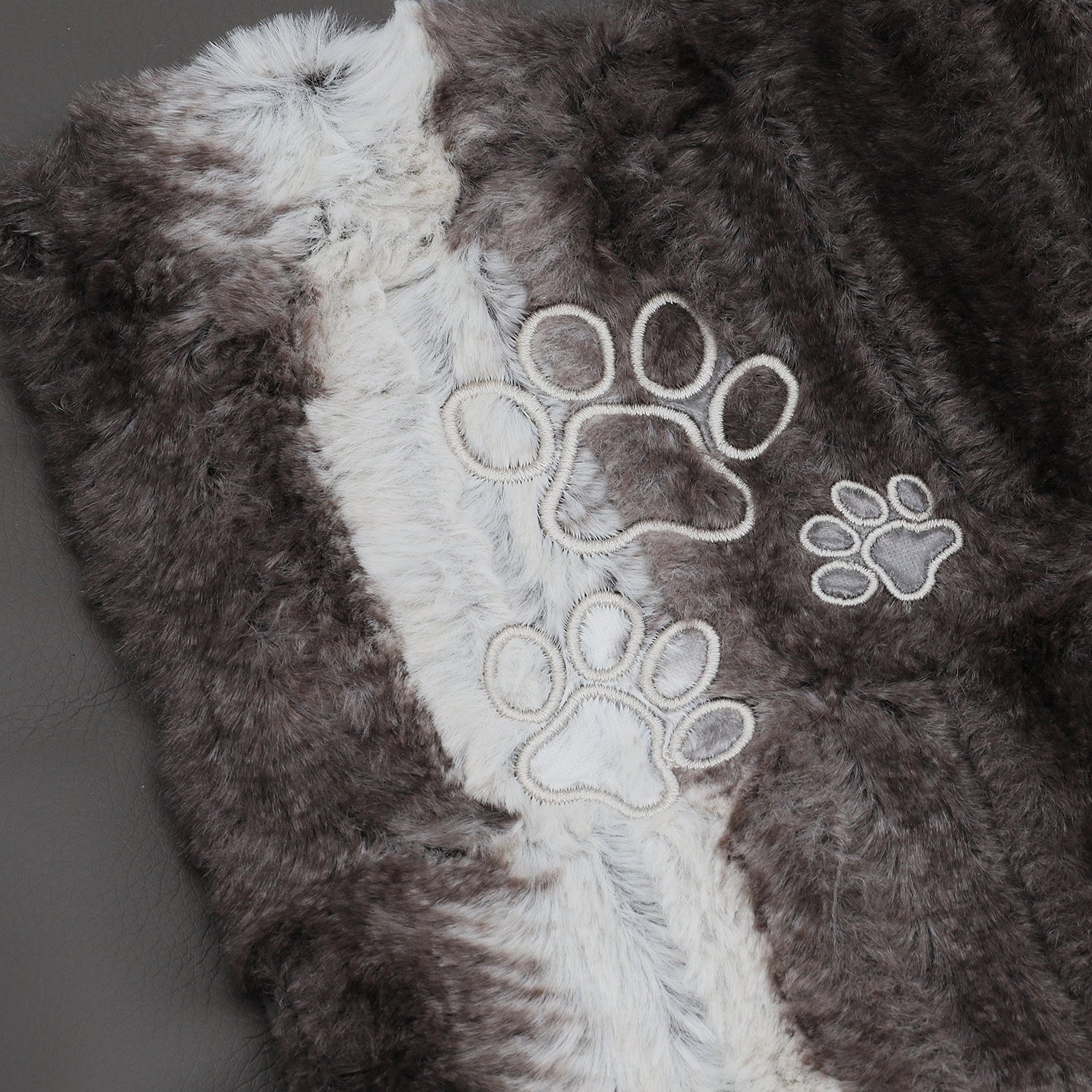 Faltbare Hundedecke Kunstleder braun in verschiedenen Größen