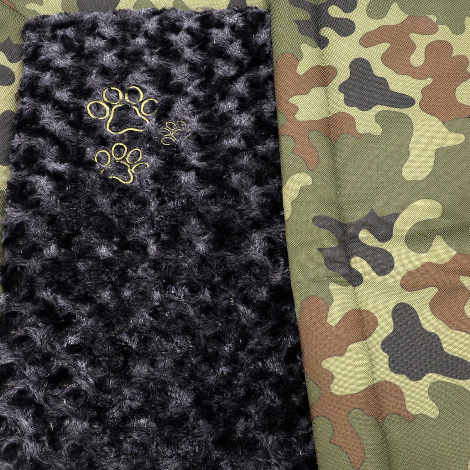 Faltbare Hundedecke Camouflage in verschiedenen Größen